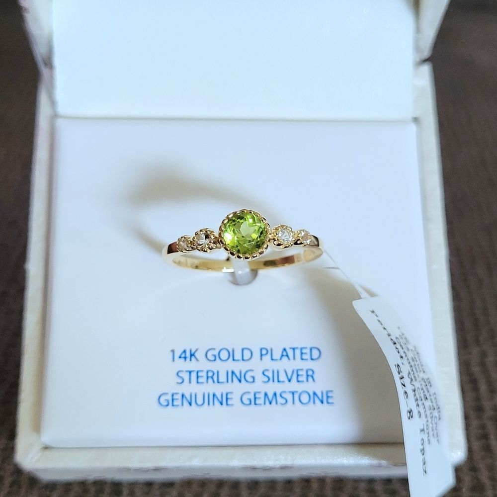 Shivam Peridot💚 with White Topaz Ring💍 - NIB - Picture 3 of 16